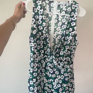 Floral dress - size M, green, black, blue, white